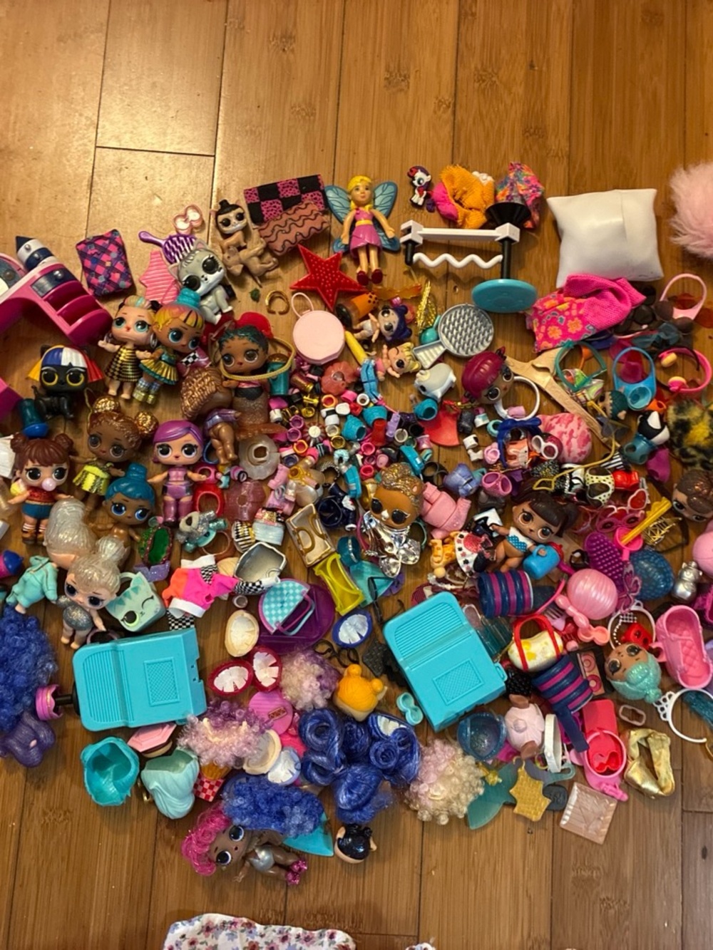 L.O.L. Surprise! Assorted Dolls & Colorful Accessories - Pink, Blue, Purple